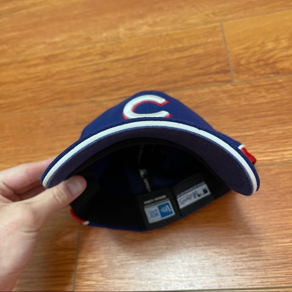 NEW ERA CHICAGO CUBS HAT - SIZE MEDIUM/LARGE - Picture 9 of 9